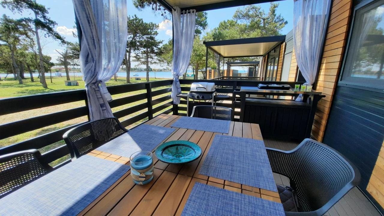 Sand & Relax Privlaka - Mobile Home Gloria Екстер'єр фото