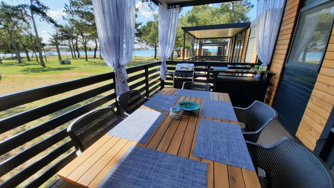 Sand & Relax Privlaka - Mobile Home Gloria Екстер'єр фото